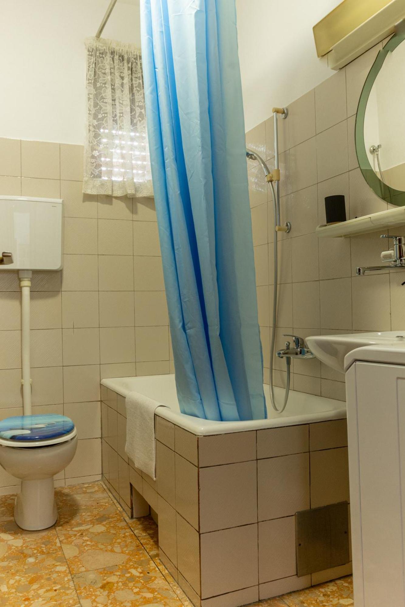 Sea View Retreat With 170Mbps Wifi And Sunny Balcony Apartment Kastav Bagian luar foto