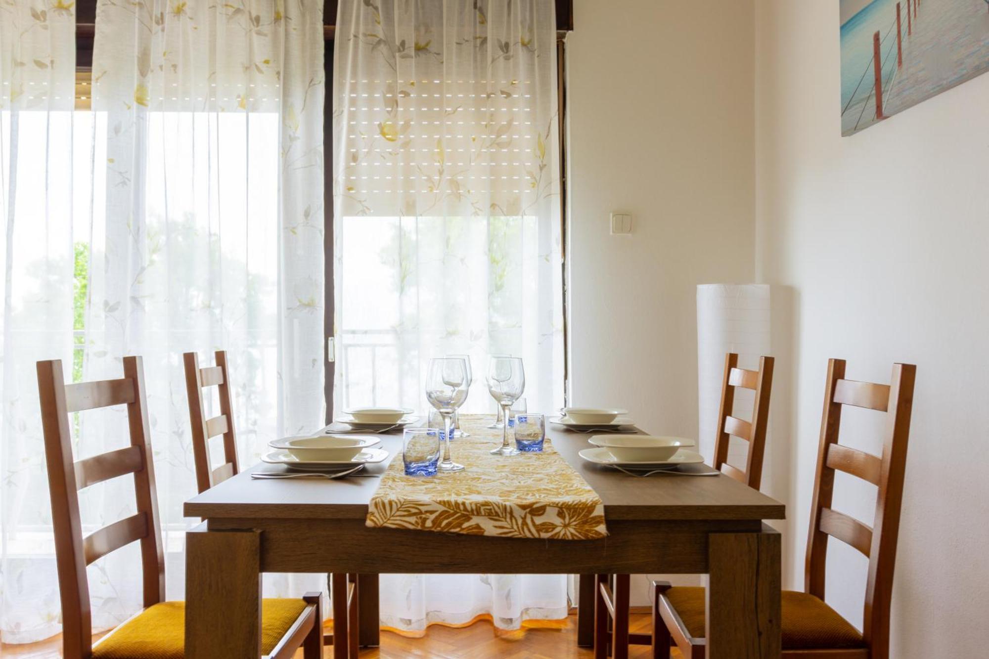 Sea View Retreat With 170Mbps Wifi And Sunny Balcony Apartment Kastav Bagian luar foto
