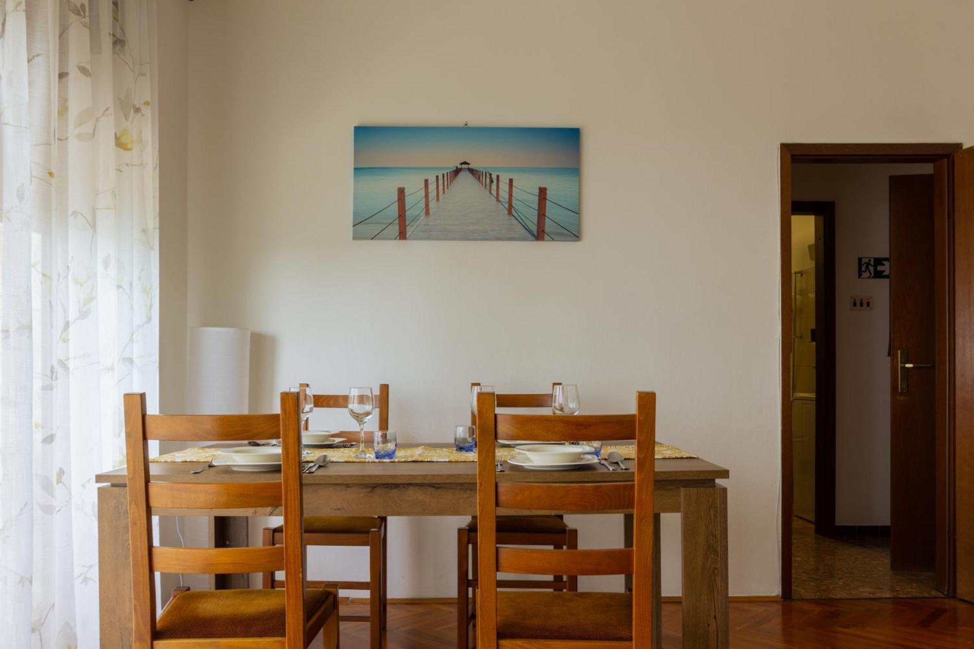 Sea View Retreat With 170Mbps Wifi And Sunny Balcony Apartment Kastav Bagian luar foto
