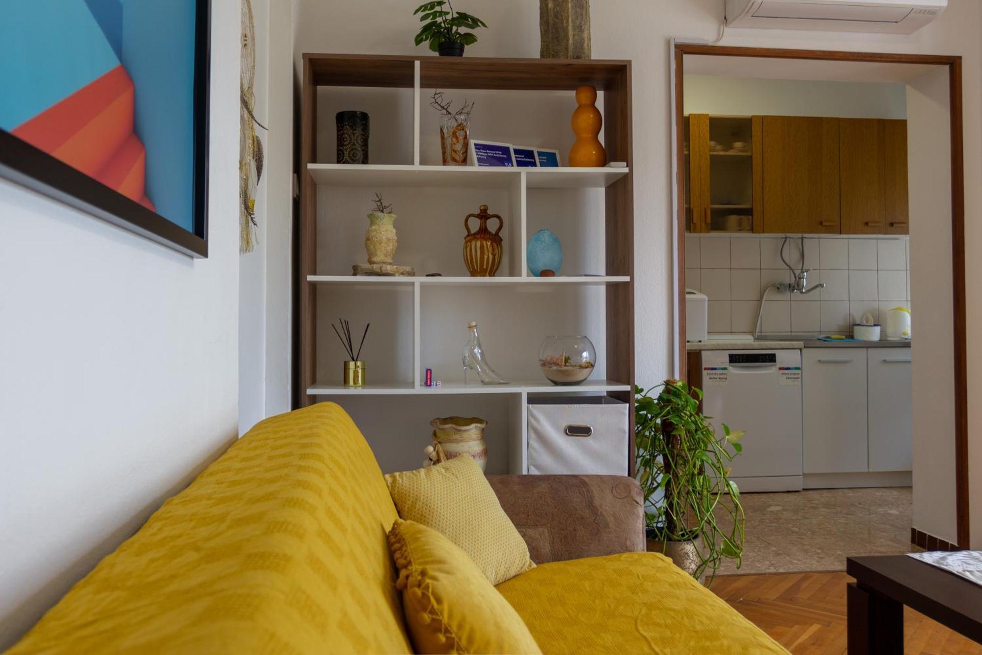Sea View Retreat With 170Mbps Wifi And Sunny Balcony Apartment Kastav Bagian luar foto